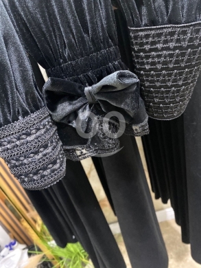 Clothes, Footwear & Accessories in Haret Hreik - عباية مخمل دوبل كلوش