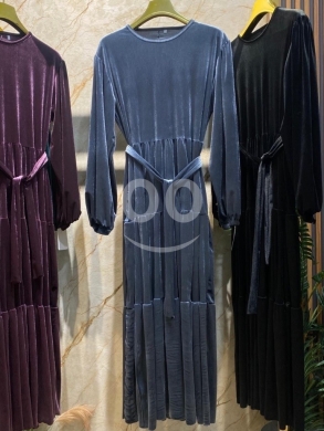 Clothes, Footwear & Accessories in Mreijeh - Luxury Heavy Velvet Dress - Winter Collection 2026
