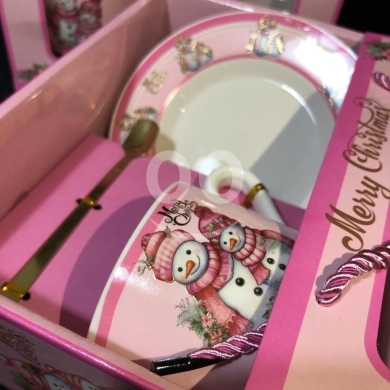 الملابس، الأحذية والزينة في اشرفيه - Christmas Mug Gift Box