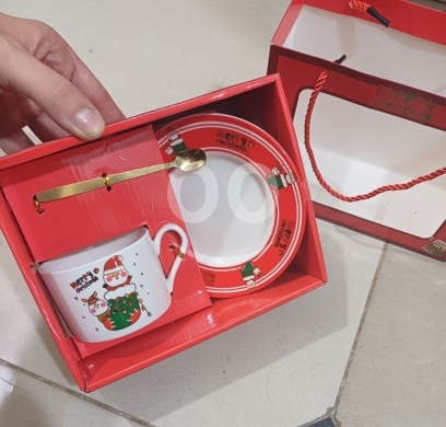 Christmas Mug Gift Box — 5