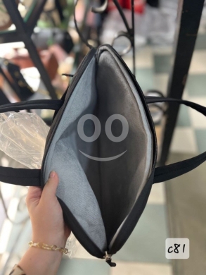 Laptop Bag - Practical & Stylish | شنطة لابتوب عملية وأنيقة — 2