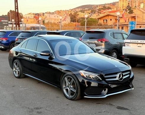 Mercedes-Benz in Batroun - Mercedes-Benz C400 model 2015