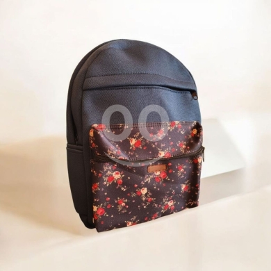 حقيبة ظهر مدرسية كبيرة للابتوب بتصميم وردي مميز | Large School Backpack with Laptop Sleeve — 3