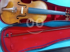 4/4 violin europian hand made with box and arsheh
