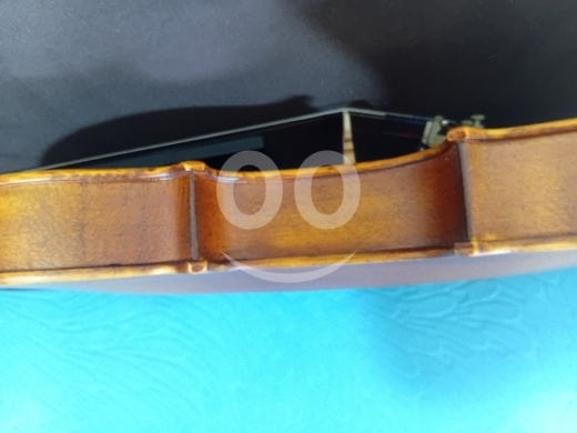 4/4 europian violin — 4