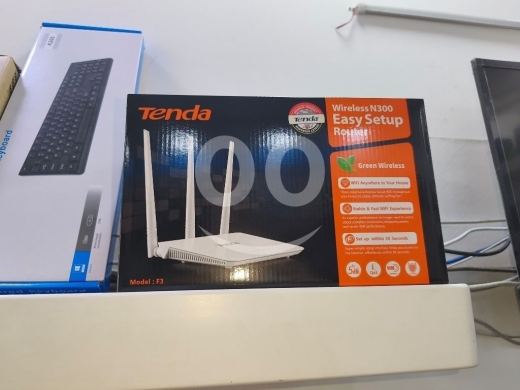 Other home appliances in Tripoli - Router Tenda 4 antenna and 3 antenna available