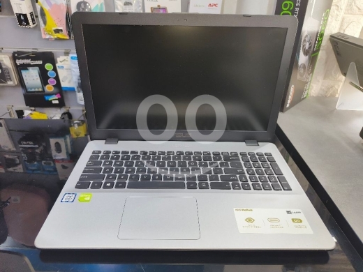 Computers Parts & Software Accessories in Tripoli - ASUS VivoBook i7 8th Fast Slim Perfect for Work Study
