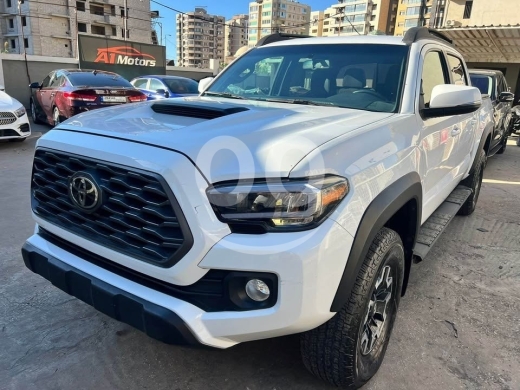 تويوتا في طرابلس - Toyota Tacoma model 2017