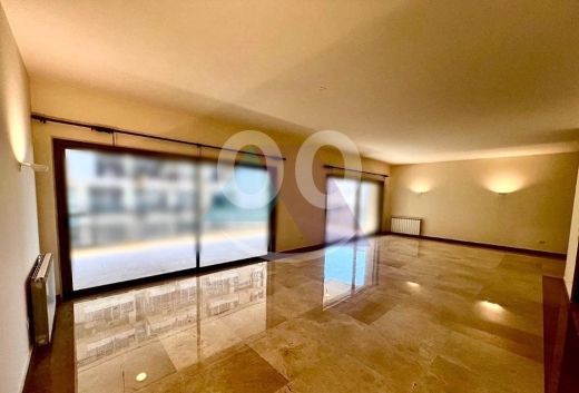 Apartments for sale in Zokak el-Blat - 230m2 apartment+partial sea view 4sale in Manara -شقة للبيع في المنارةMBA8