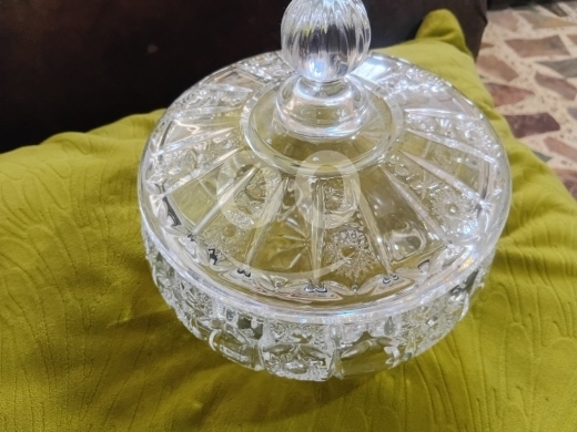 Antiques & Collectibles in Al Sharkiyeh - بنبونييرا كريستال