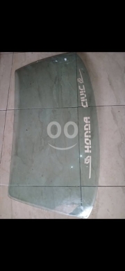 Vehicles accessories in Mejdlaya - زجاج هوندا civic