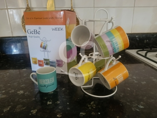 Kitchen appliances in Loussiya - طقم فناجين مع ستاند