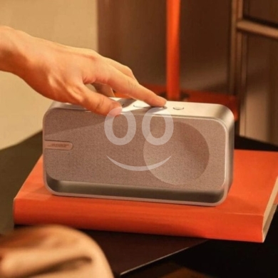 Other home appliances in Beirut City - Bose SoundLink Home Bluetooth Speaker | Premium Wireless Audio, 9-Hour Battery & Chic Design