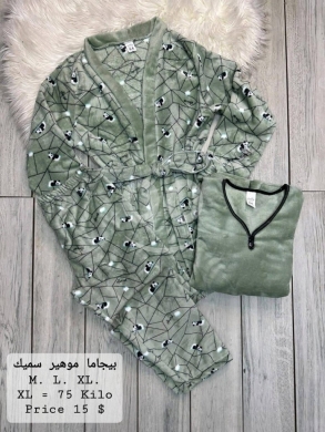 Clothes, Footwear & Accessories in Tripoli - طقم بيجاما موهير سميكة 3 قطع مع روب M L XL