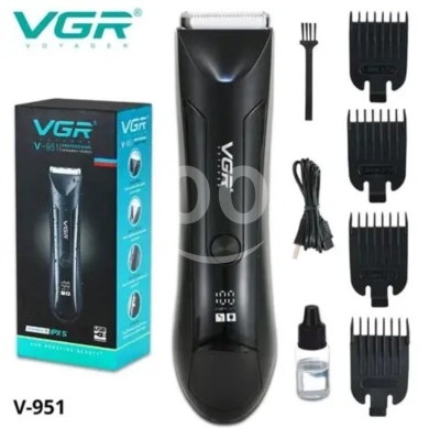 Health & Beauty in Ajaltoun - ماكينة حلاقة الشعر والجسم الاحترافية VGR V-951 مع ٤ أمشاط توجيه | VGR V-951 Professional Hair & Body