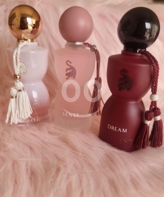 Other Goods in Karsita - مجموعة عطور لافيرن الأنثوية | Laverne Fragrance Collection - Sense, Dream & Pure Elegance
