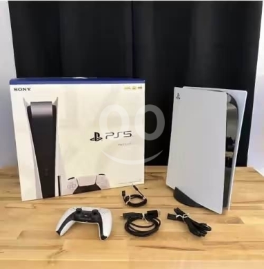 Gaming Console & Accessories in Beirut City - Ps5 open box with box