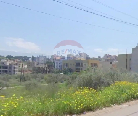 Lands for rent in Dahr el-Ain - R9-2909 Prime 848 m² Land For Rent in Daher El Ain Koura - Ready for Investment