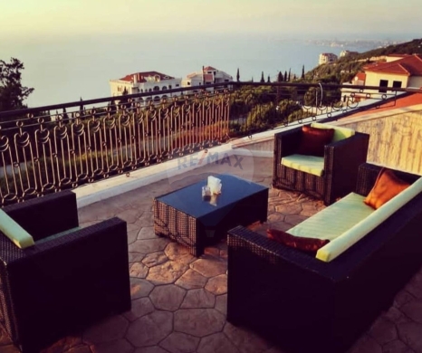 Villas for sale in Balamand - R9-2910 Villa for Sale in Balamand Koura - 800 m² with Pool & Garden