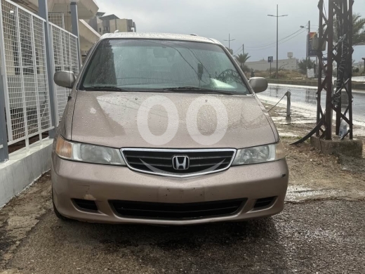 Honda in Zgharta - Honda odyssey model 2004