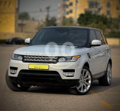 Land Rover in Qalamoun - Range rover 2016