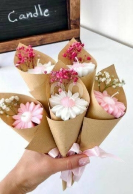 Autres biens dans Baalback - Handmade Flower Candles