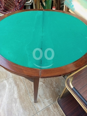 طاولة لعب ورق عتيقة قابلة للطي | خشب الجوز وسطح لباد أخضر - 80$ — 2