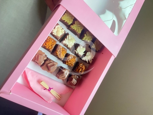 Food & Drink in Al Dahye - Mini Brownie Bites