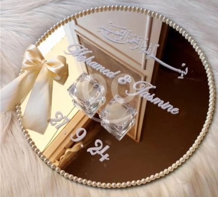 Autres biens dans Baalback - Custom Mirrored Engagement Tray
