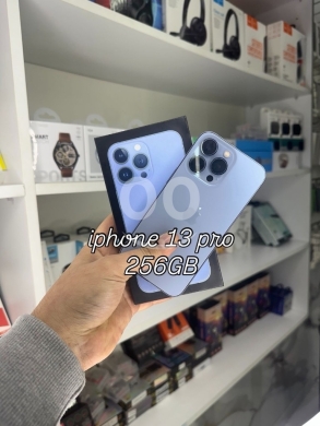 الهواتف المحمولة في مدينة بيروت - Graphite iPhone 13 Pro 256GB for Sale | Pro Camera & 120Hz Display