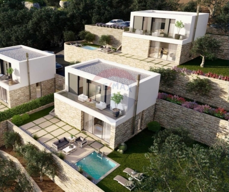 فلل للبيع في البترون - R9-2928 Mini Villa for Sale in Batroun - 151 m², Garden & Pool, Flexible Payment Plan