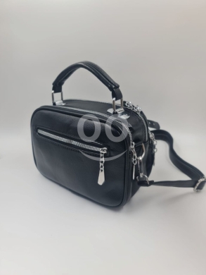 Chic Quilted Crossbody Handbag with Stud Details | Multi-Layer Design | 23x15 cm — 2