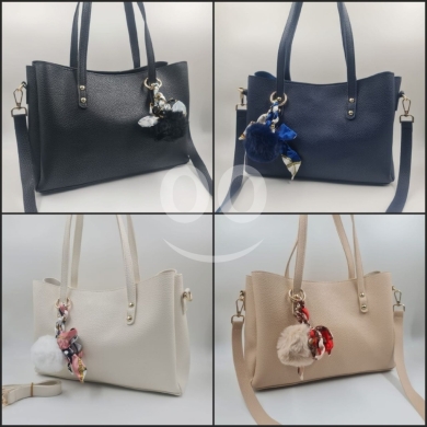 Clothes, Footwear & Accessories in Beirut City - Chic Quilted Crossbody Handbag with Studs | 3-Layer Organization | 32x23 cm | Only $18