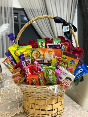 Deluxe Chocolate & Candy Gift Basket with Red Roses | Ultimate Assortment Hamper — 4