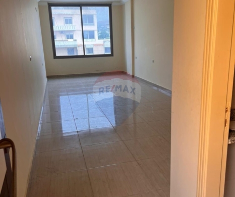Commercials for rent in Menyeh - R9-2936 Office for Rent in Miniyeh Danniyeh - 51 m², Open Space, 3rd Floor