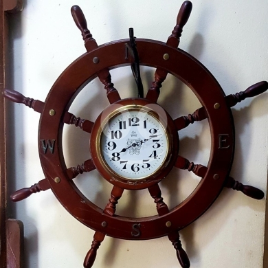 Antiques & Collectibles in Batroun - ساعة حائط بحرية كبيرة للبيع - تصميم عجلة قيادة سفينة (ديكور مارين)!