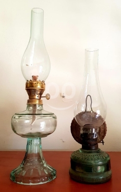 Antiques & Collectibles in Batroun - Pair of Vintage Kerosene Lamps (Oil Lamps) for Sale - Antique Glass & Brass Decor!