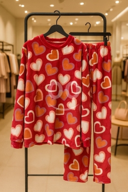 طقم بيجامة شتوي نسائي مخملي ناعم ودافئ | Women's Ultra-Soft Velvet Winter Pajama Set — 2