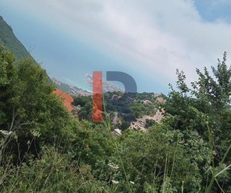 R9-2943 Land for Sale in Keserwan Jbeil District – 770 m² with Road, Electricity & Water — 5
