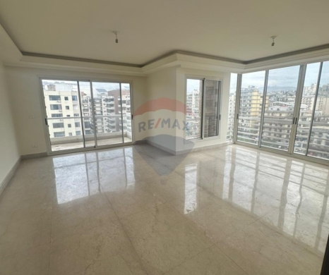 شقق للبيع في ضم والفرز - R9-2945 Apartment for Sale in Dam Wel Farez Tripoli - 132 m² + 50 m² Terrace, 9th Floor