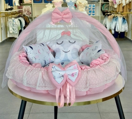 Baby & Kids Stuff in Tripoli - سرير/عش بيبي محمول مع ناموسية 7 قطع | مجموعة نوم متنقلة للأطفال بـ 25$