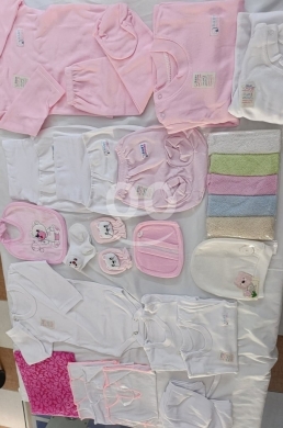 Baby & Kids Stuff in Tripoli - ديارة مواليد كاملة قطنيات فائقة النعومة ومضادة للحساسية | طقم بيبي أساسي شامل مع هدايا
