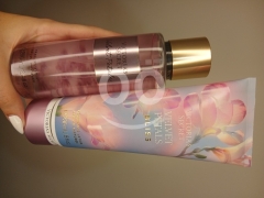 Victoria's Secret set