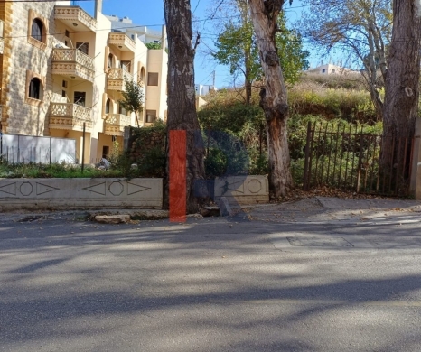 R9-2952 Land for Sale in Biqaa Sefrine – 1,500 m², Main Road, Panoramic View — 2