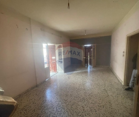 Apartments for sale dans Kobbeh - R9-2953 Apartment for Sale in Kobbeh Tripoli - 115 m², Arz Street, 2 Bedrooms, 3 Balconies
