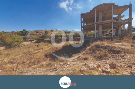 Lands for sale in Tarchich - Plot 2,000sqm | House 880sqm