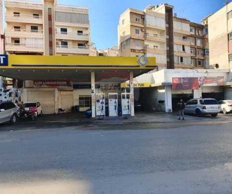 Lands for sale in Haret Saida - R9-2957 Commercial Land for Sale in Saida - Gas Station, Shops, Warehouse, Car Wash, Main Road