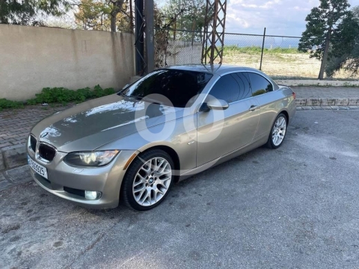 BMW dans Saïda - E93 2008