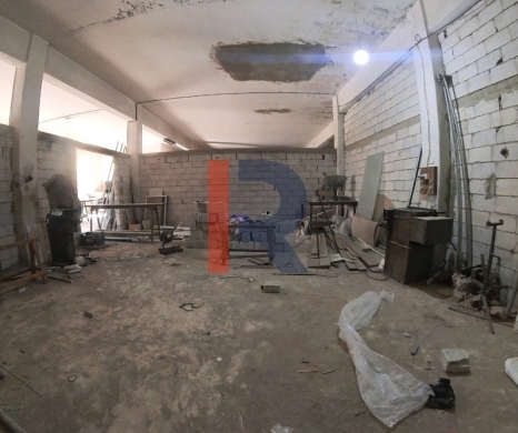 R9-2967 Shop for Rent in Mina Tripoli – 40 m², Near Train Station, 1 Facade — 2