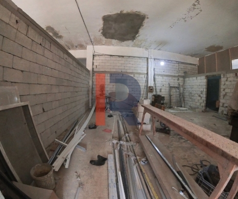 R9-2967 Shop for Rent in Mina Tripoli – 40 m², Near Train Station, 1 Facade — 3